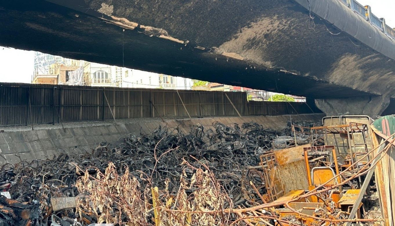 TP.HCM chi dao khan lien quan cac bai giu xe duoi gam cau hinh anh