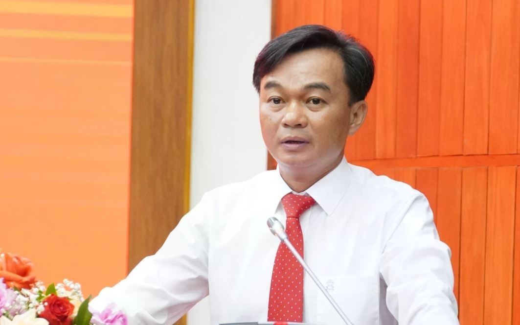 Ong Nguyen Chien Thang giu chuc Pho Bi thu Tinh uy Quang Tri hinh anh