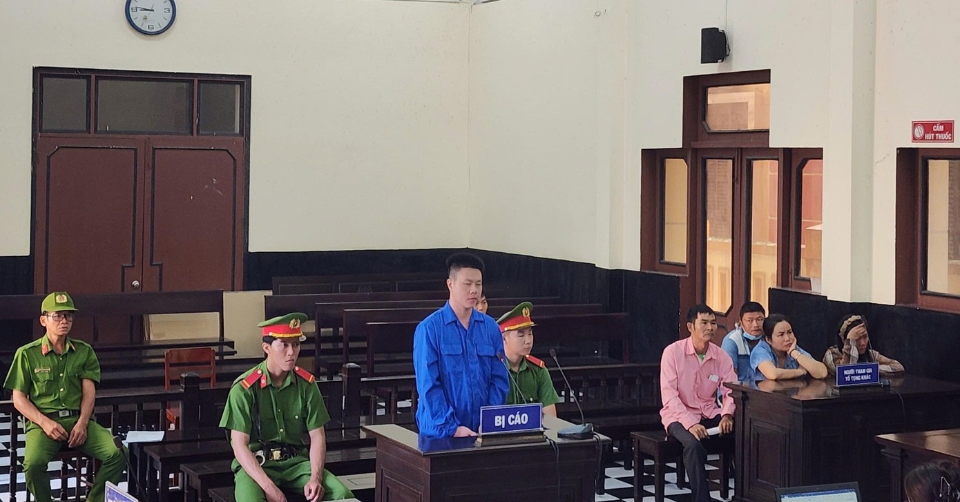 Pham Tuan Khanh ga tre anh 1