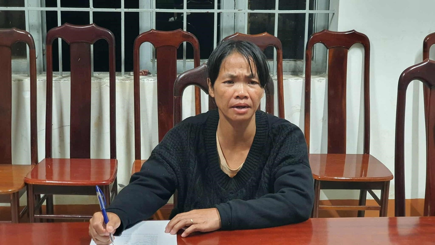 Nguoi me o Dak Lak khai dong co nem con 1 tuoi xuong gieng hinh anh