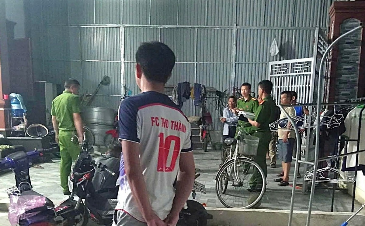 dam vo anh 2