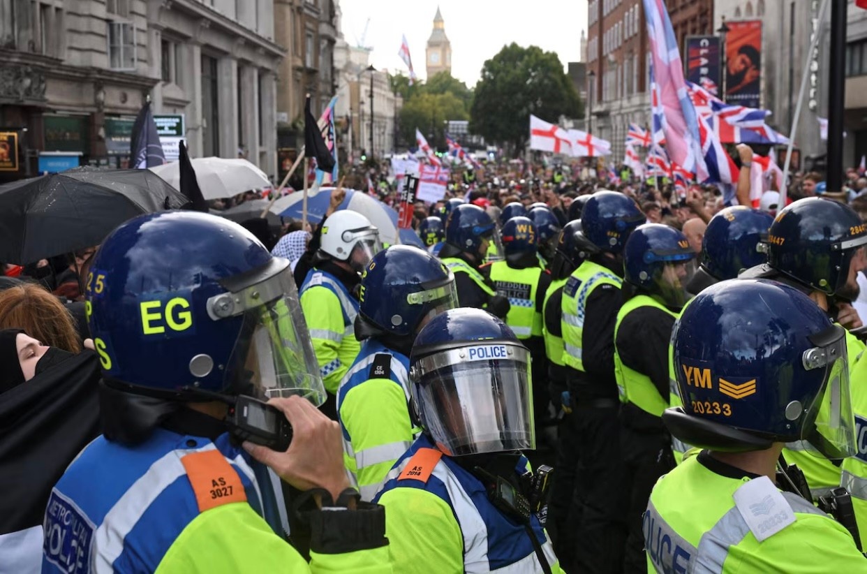 Bieu tinh o London anh 2