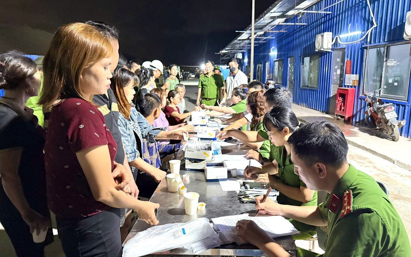 Cong an Hai Phong anh 4