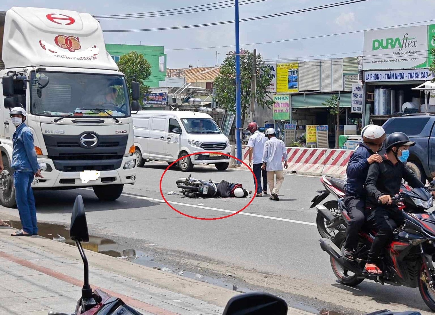 Nam sinh 11 tu vong anh 1