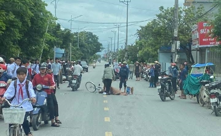 Nam sinh tu vong anh 1