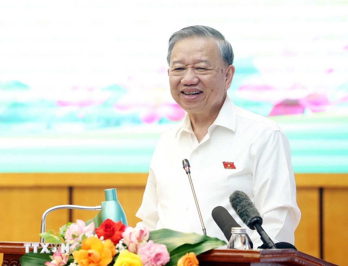 tiep xuc cu tri anh 4