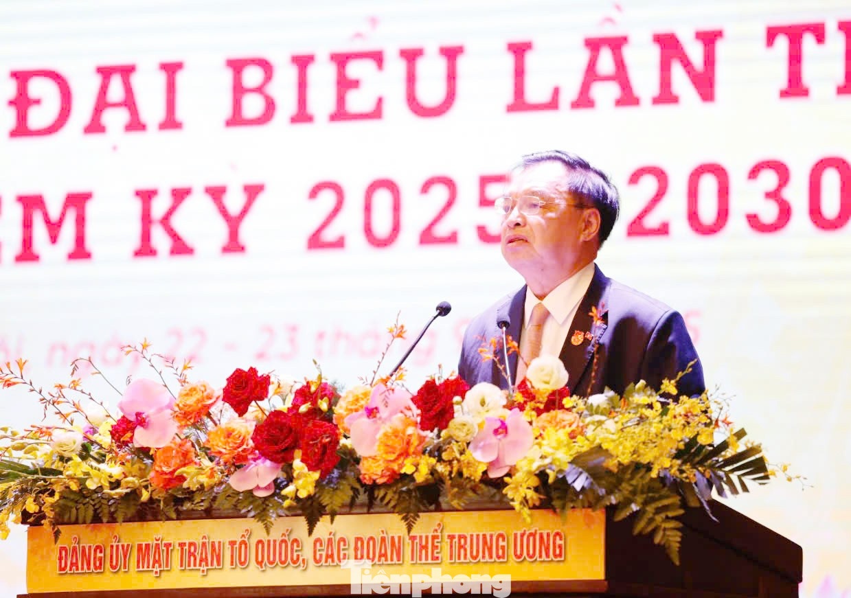 Mat tran To quoc anh 18