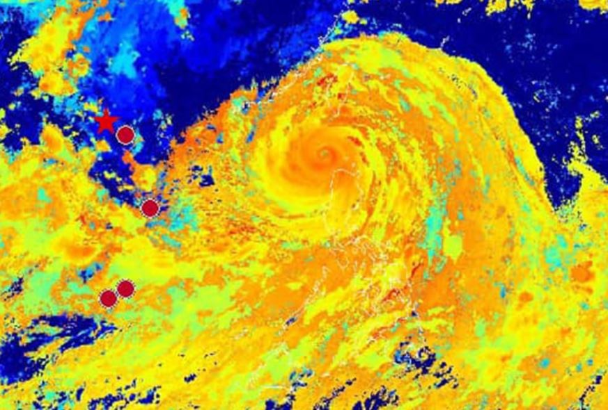 Sieu bao Ragasa da vao Bien Dong, du bao toi 24/9 se suy yeu dan hinh anh