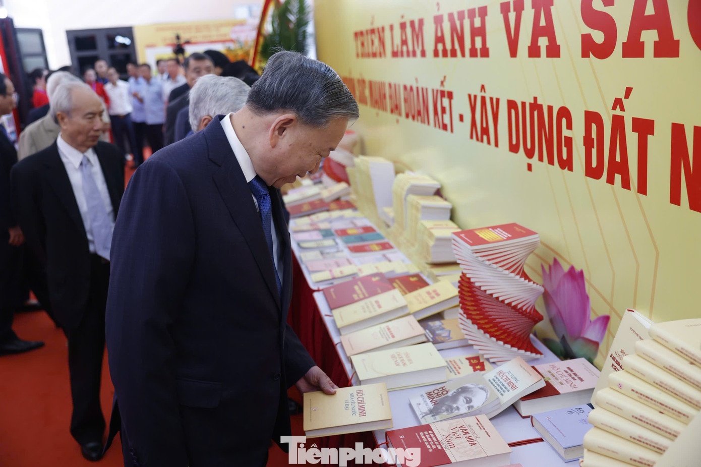 Mat tran To quoc anh 8