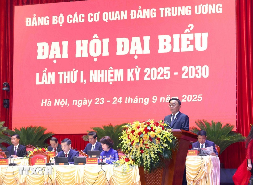 Co quan Dang Trung uong anh 1