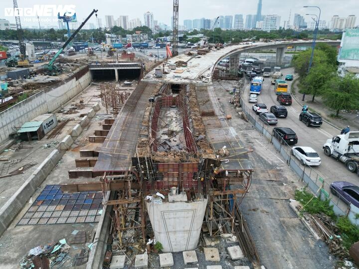 Nut giao An Phu TP.HCM anh 1