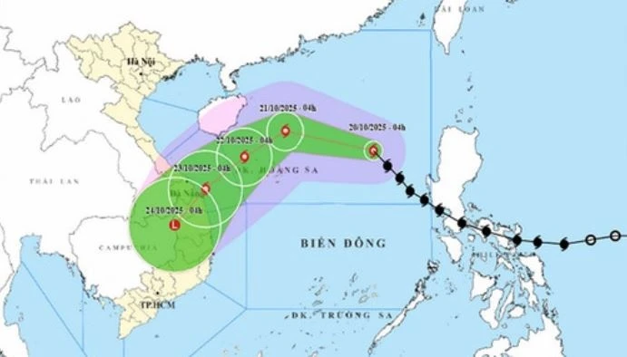 Bao Fengshen doi huong va co xu huong manh len hinh anh