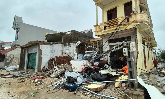 32 nguoi chet va mat tich do bao Bualoi, hon 100.000 nha dan toc mai hinh anh