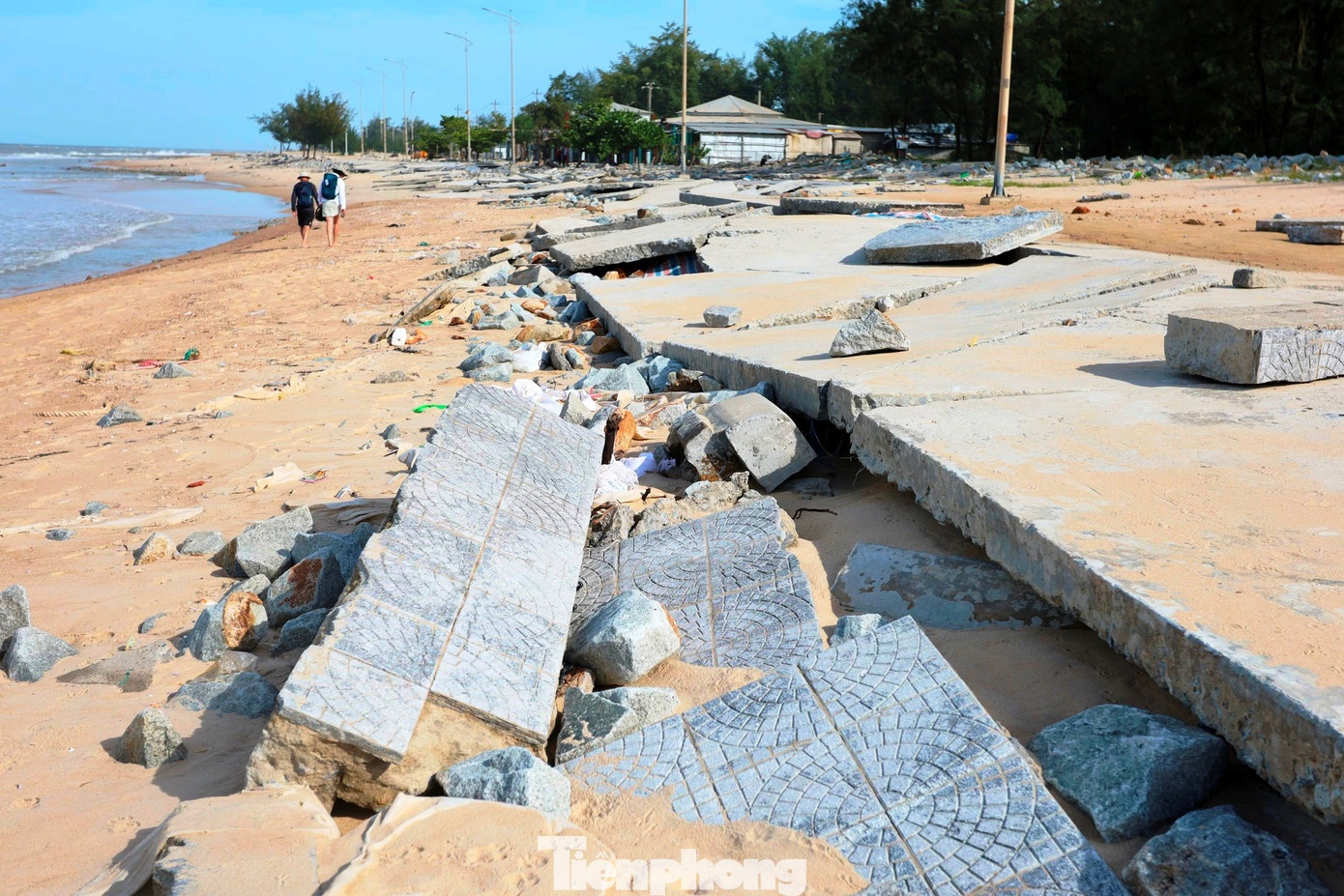 Bai bien Hue bao Bualoi anh 10