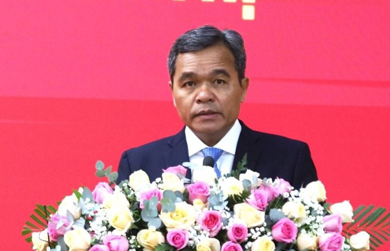 Thu truong Ho Van Nien giu chuc Bi thu Tinh uy Quang Ngai hinh anh