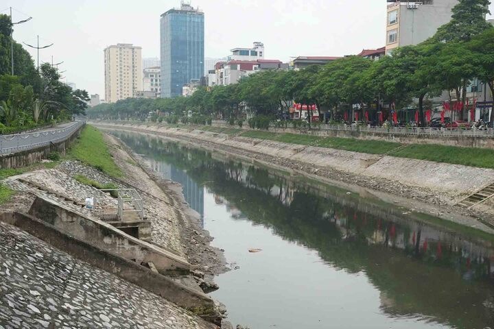 Song To Lich den ngom anh 1