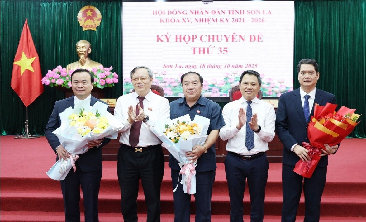 Dieu dong nhan su anh 1