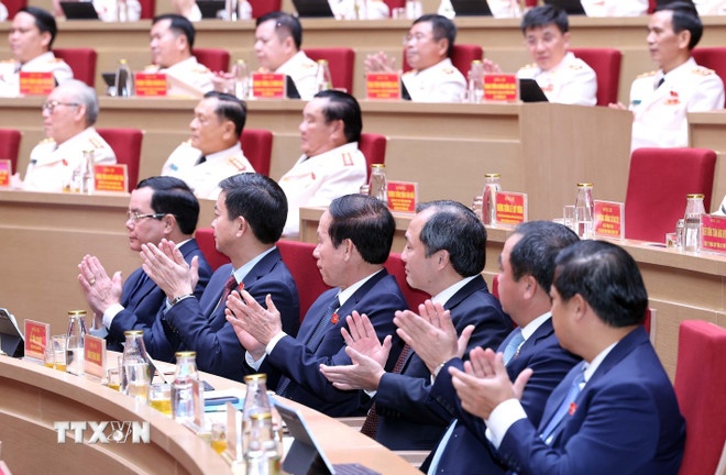 Dang bo Cong an anh 3