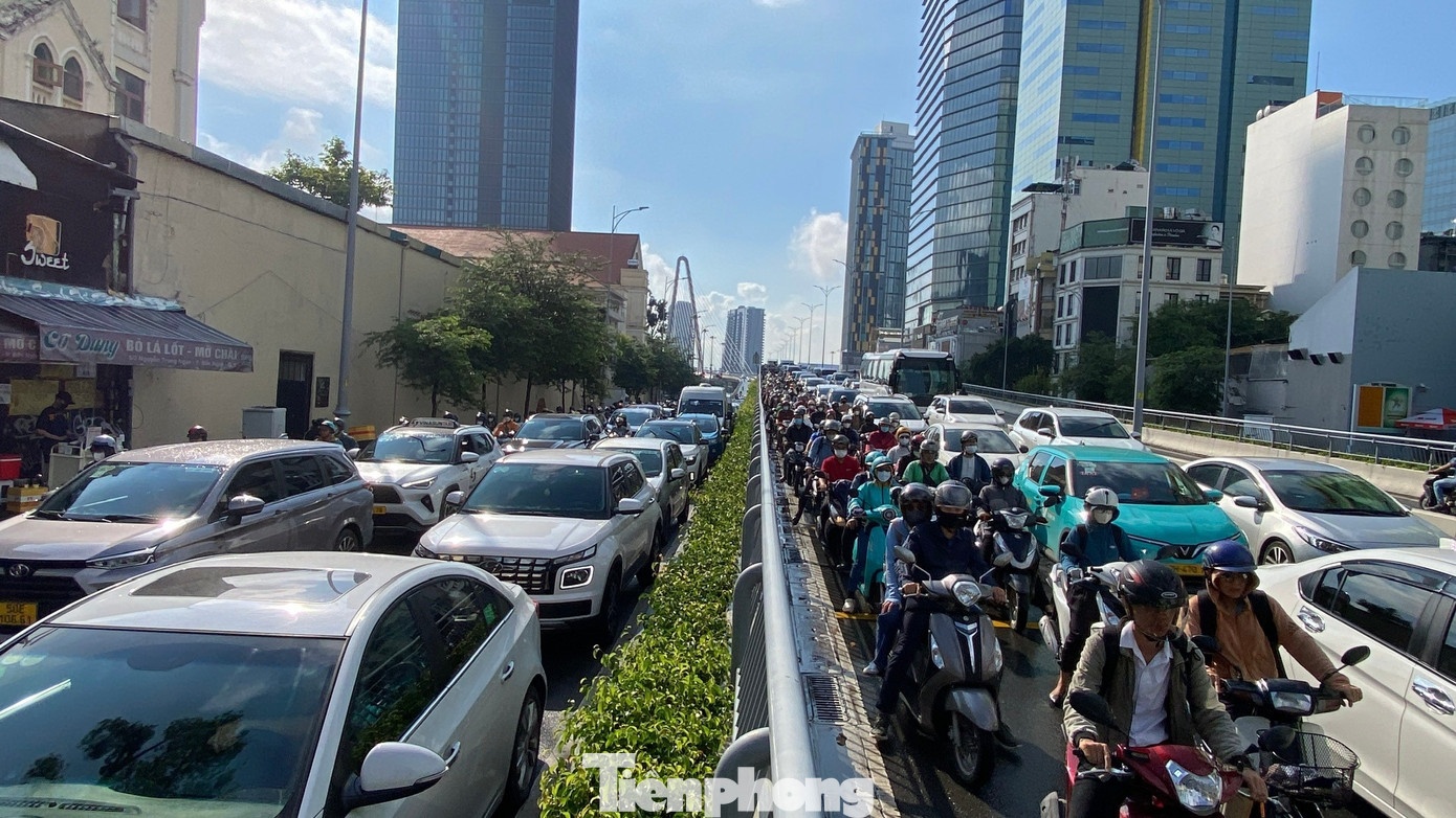 Ket xe tac duong TP.HCM anh 7