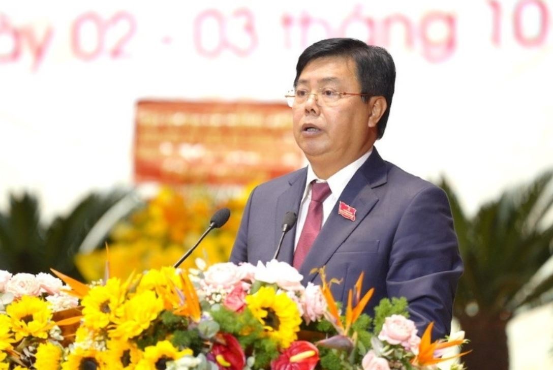 Bo Chinh tri chi dinh ong Nguyen Tien Hai lam Bi thu Tinh uy An Giang hinh anh