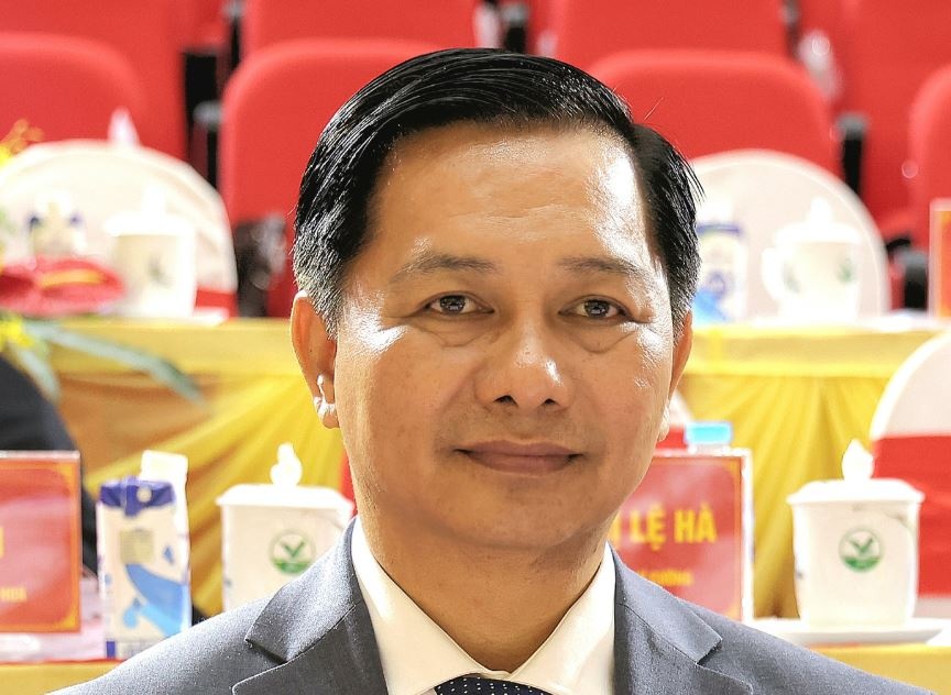 Chu tich UBND TP Can Tho lam Bi thu Tinh uy Vinh Long hinh anh