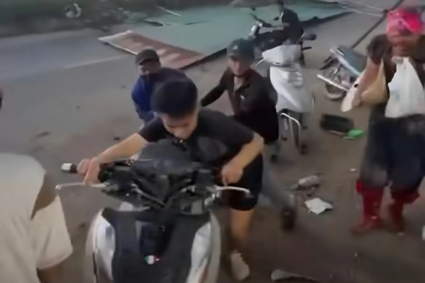 Ton bay trung nguoi bao anh 3