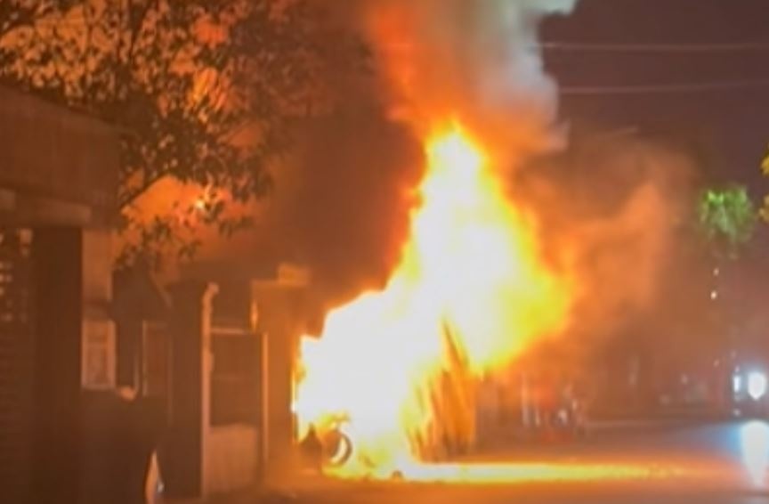 Chay lon cua hang quan ao o Nghe An, nguoi chu tu vong hinh anh