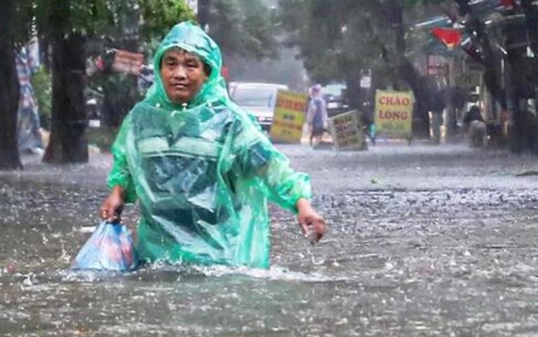 Thoi tiet 8/10: Ha Noi va loat tinh Bac Bo con mua lon hinh anh