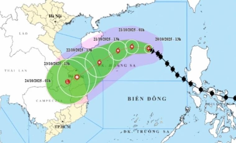 Bao Fengshen tang cap, cach dac khu Hoang Sa khoang 460 km hinh anh