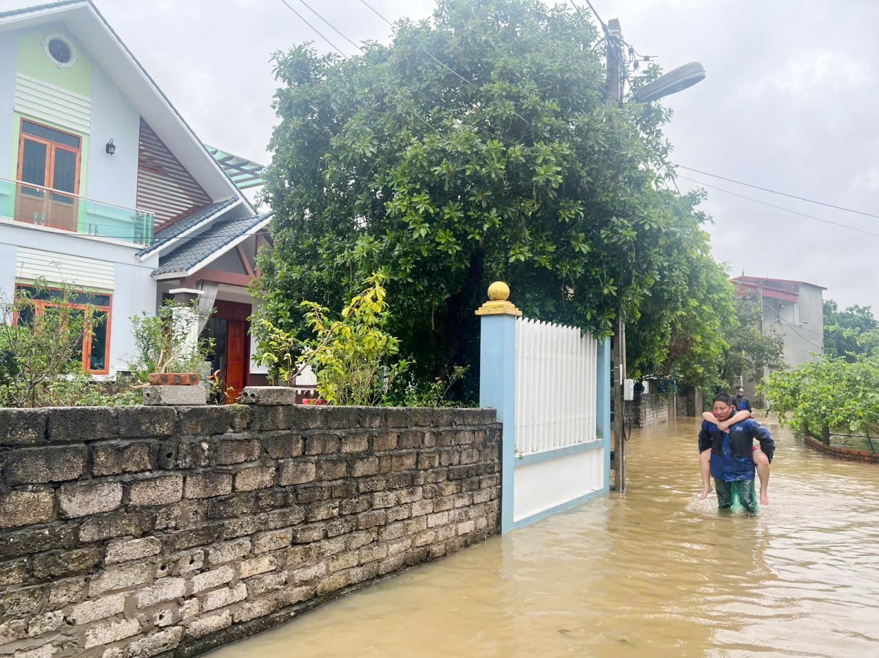 Lu lut Bac Ninh anh 1