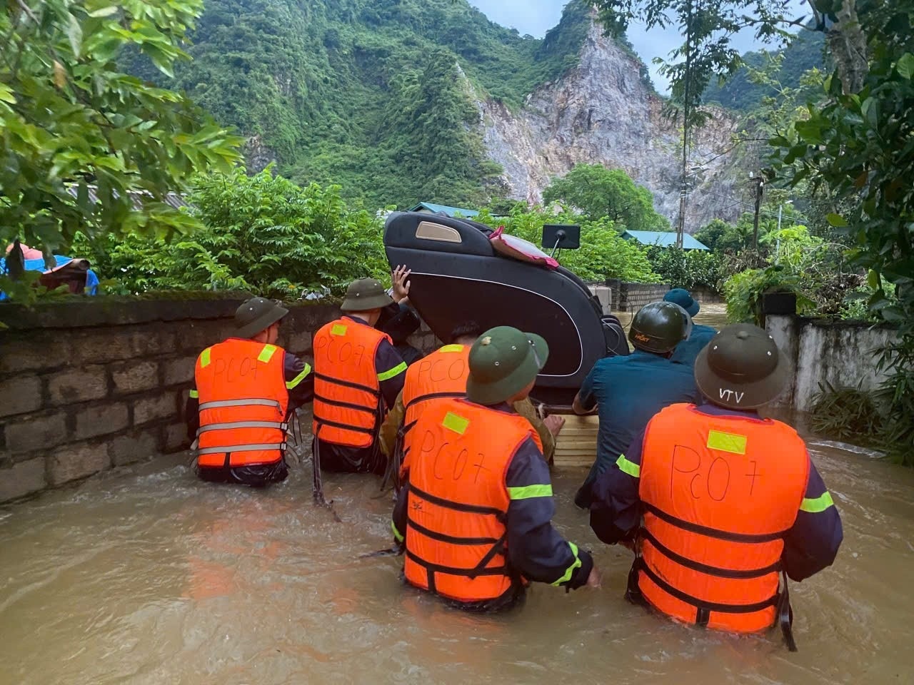 Tin moi ve su co vo dap thuy dien o Lang Son hinh anh