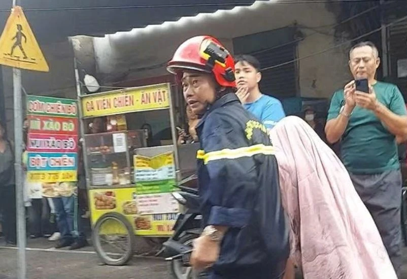 Chuyen ve nhung 'nguoi hung khong ao choang' o TP.HCM hinh anh