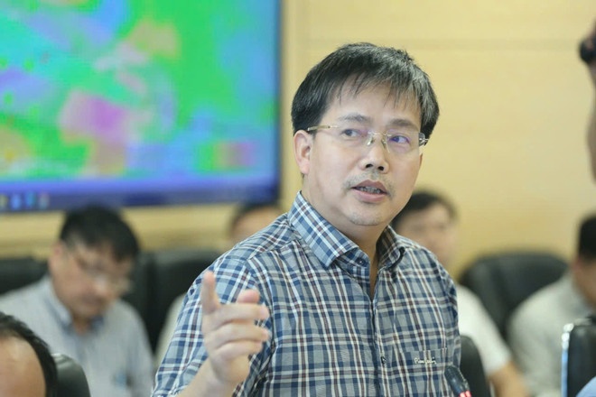 Bao ap thap bien Dong anh 2