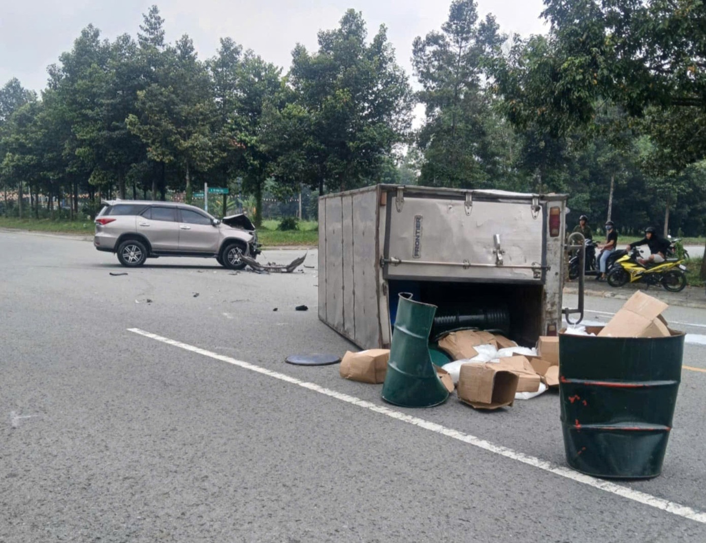 Tai nan xe tai TP.HCM anh 2