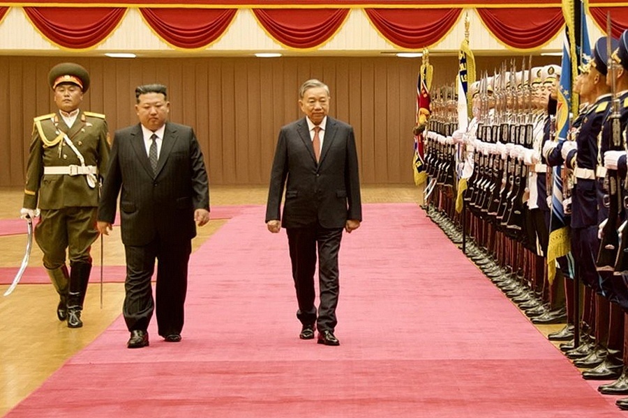 Tong Bi thu Kim Jong Un chu tri le don Tong Bi thu To Lam hinh anh