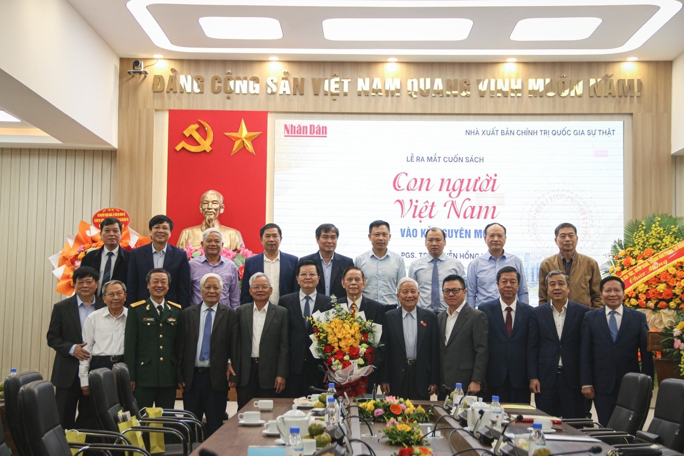 Ky nguyen moi anh 2