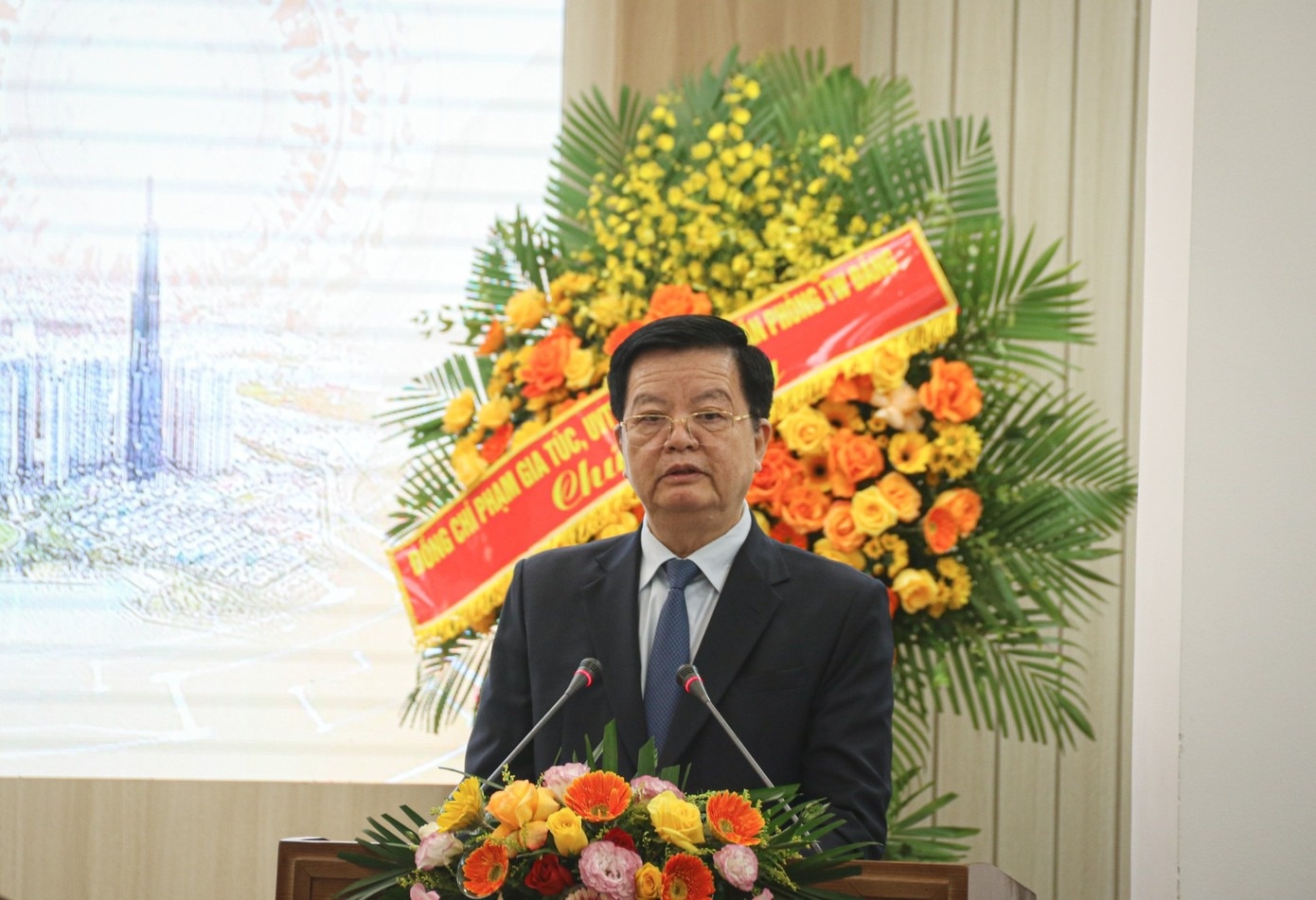 Ky nguyen moi anh 1