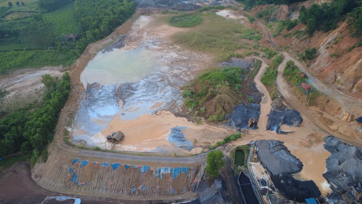 Vo ho chua bun cua Nha may luyen gang thep o Thai Nguyen hinh anh