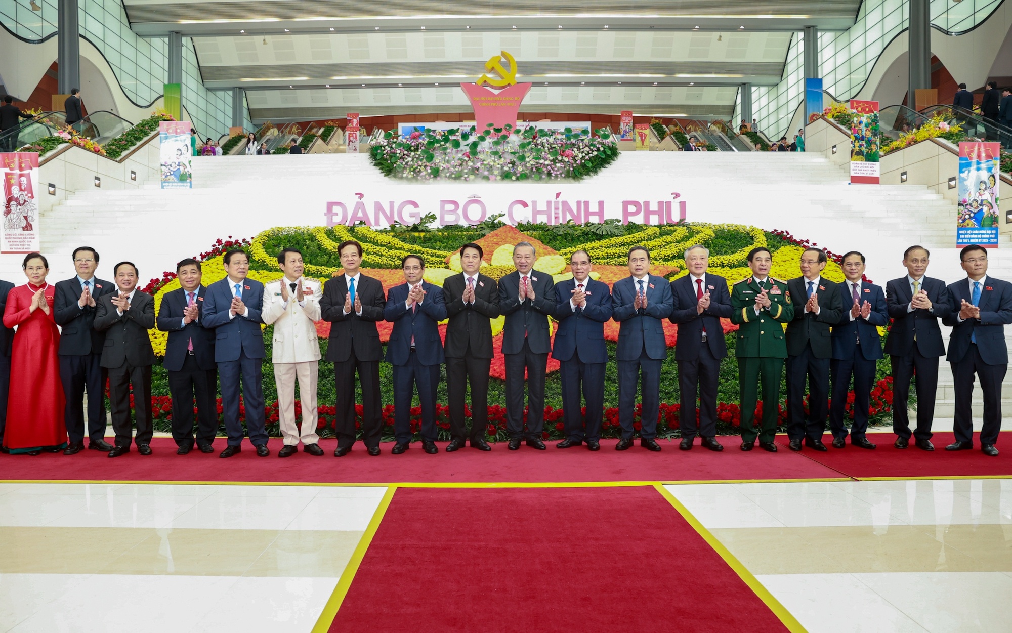 Dai hoi Dang Chinh phu anh 2