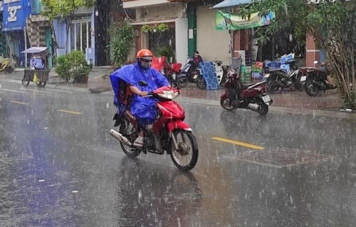 Thoi tiet TP.HCM nhieu bien dong, mua dong gia tang hinh anh