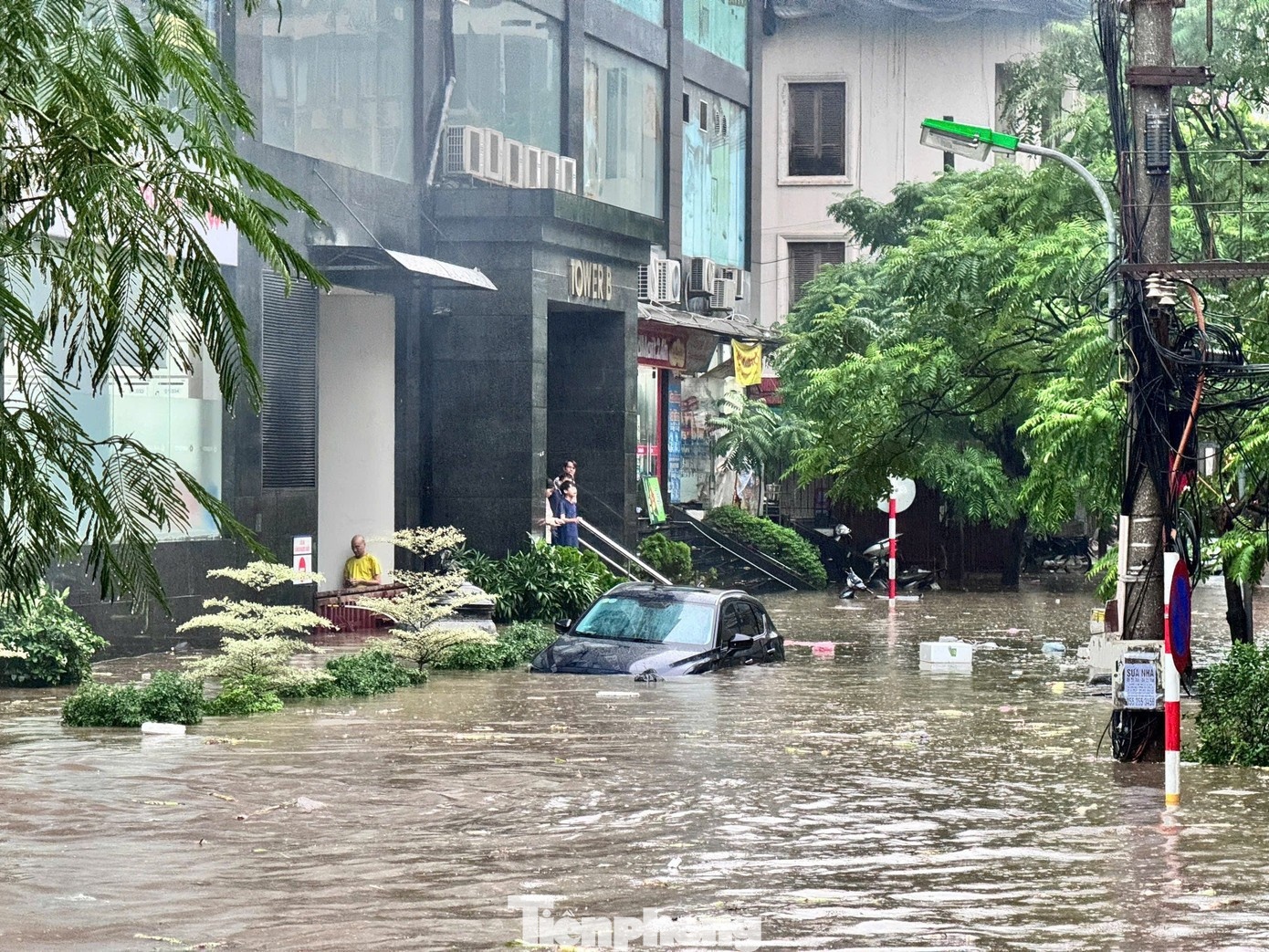 Ngap lich su Ha Noi anh 1