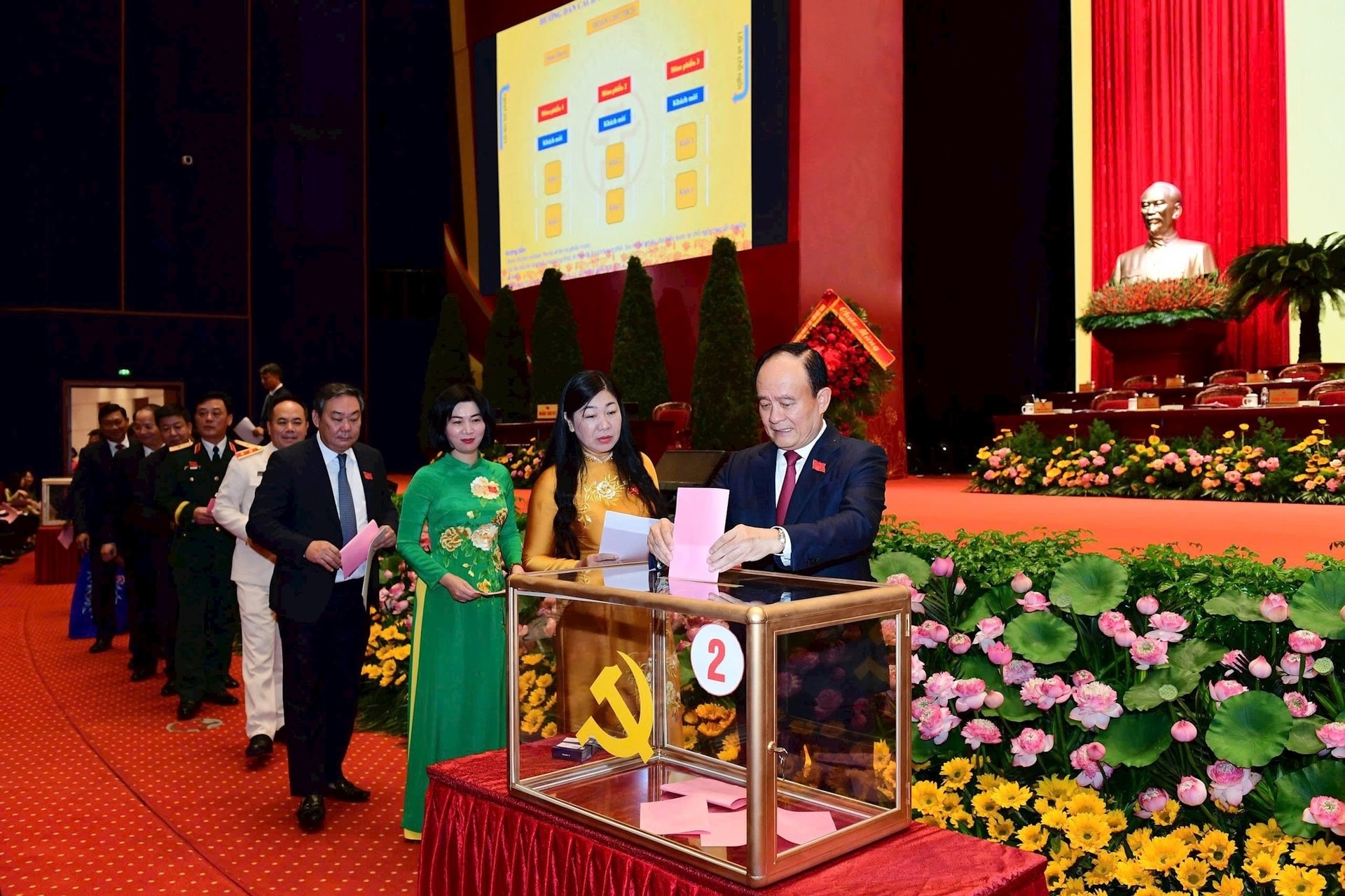 Dang bo Ha Noi anh 6