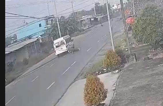 Cu ba sang duong bi xe khach tong tu vong hinh anh