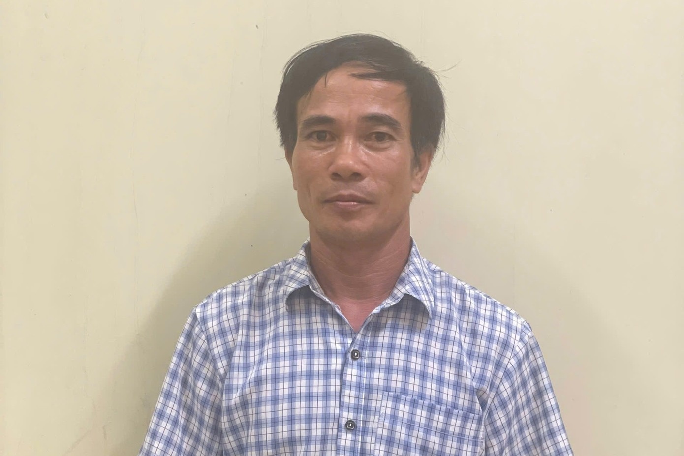 tan cong bac si anh 1