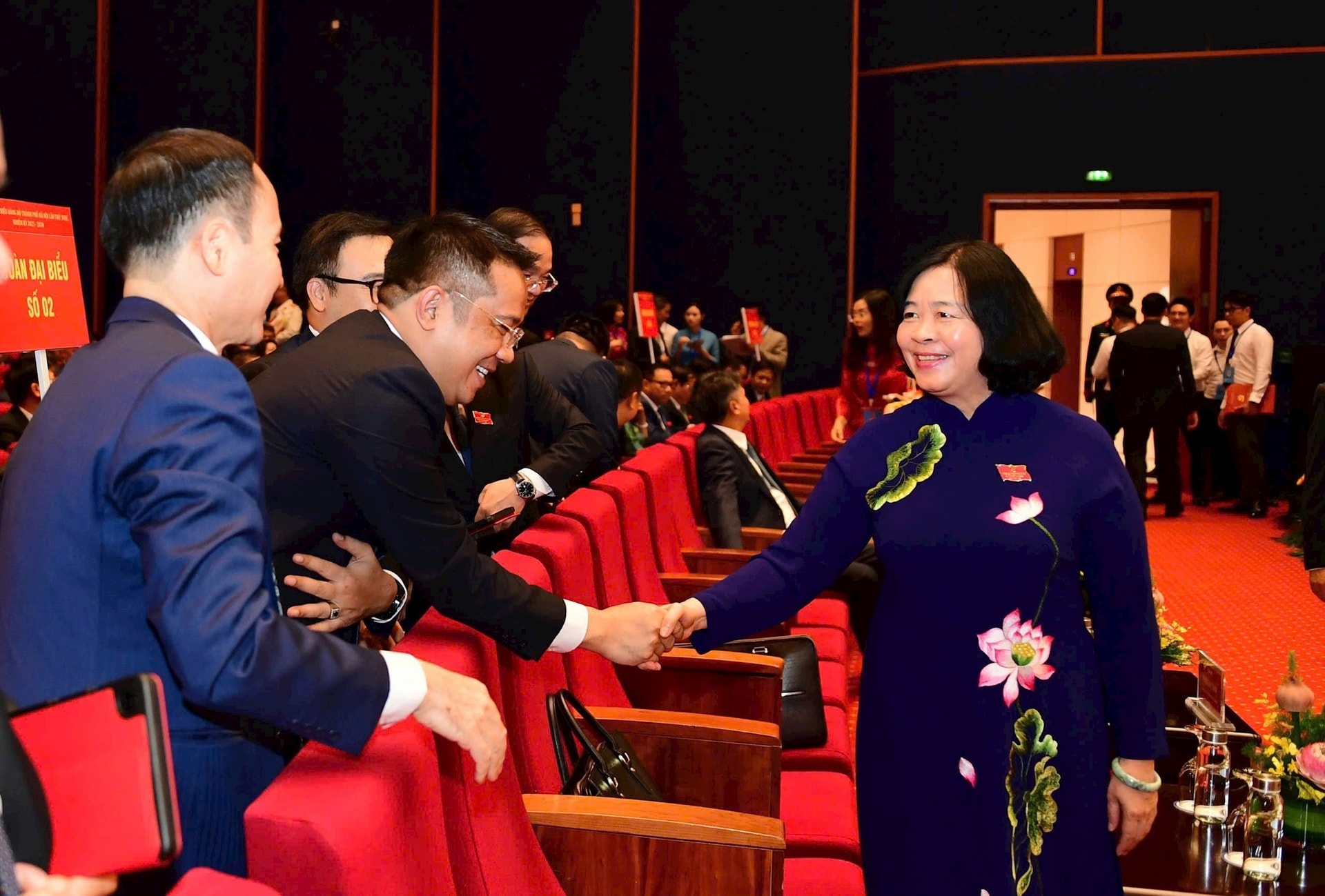 Dang bo Ha Noi anh 2