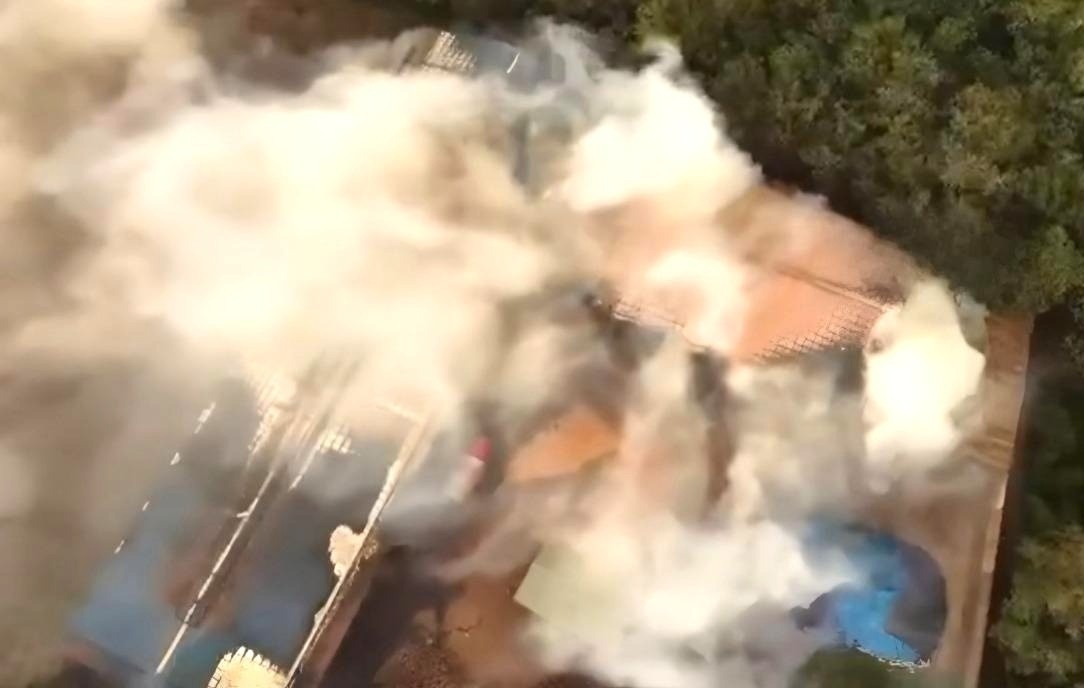 Xuyen dem dap lua o dam chay xuong go tai TP.HCM hinh anh