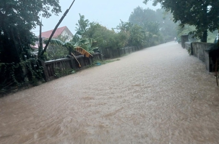 Ngap lich su Hue anh 4