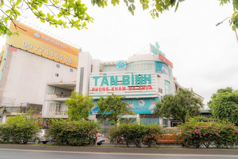 Phong kham Tan Binh,  Chu PK Tan Binh,  Chu Tan Binh,  Cong ty Falm Asia,  Giam doc Falm Asia,  Doanh nghiep Falm Asia,  Phong kham Falm Asia,  Phong Nhan Duc PB,  Chu Nhan Duc PB anh 1