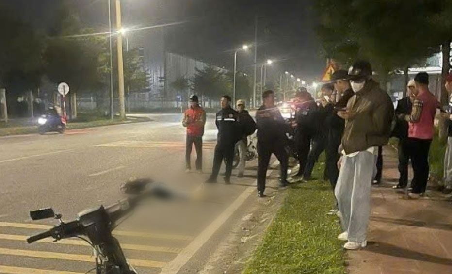 Xo xat khi giai quyet mau thuan, mot thanh nien bi dam tu vong hinh anh