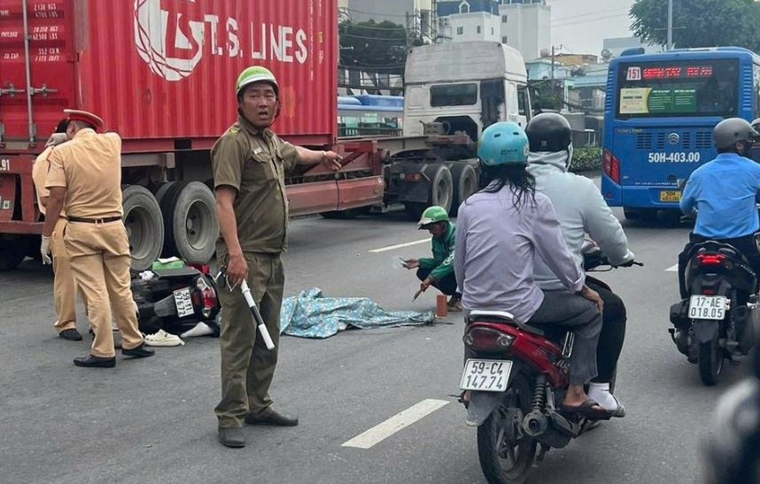 Cong an TP.HCM chi ra nguyen nhan dan den tham kich tai nan giao thong hinh anh